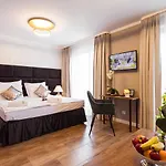 Arkadia Frühstückspension 3*