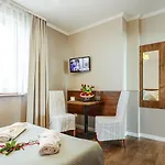 Bed & Breakfast Arkadia 3*