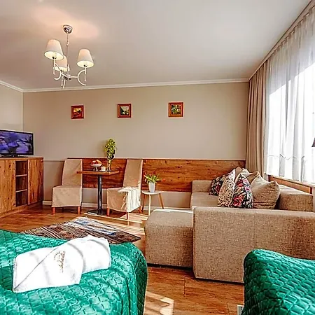 Oda ve Kahvaltı Arkadia 3*
